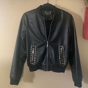 Jou Jou faux, leather jacket. Started pockets and embroidered back. Size small